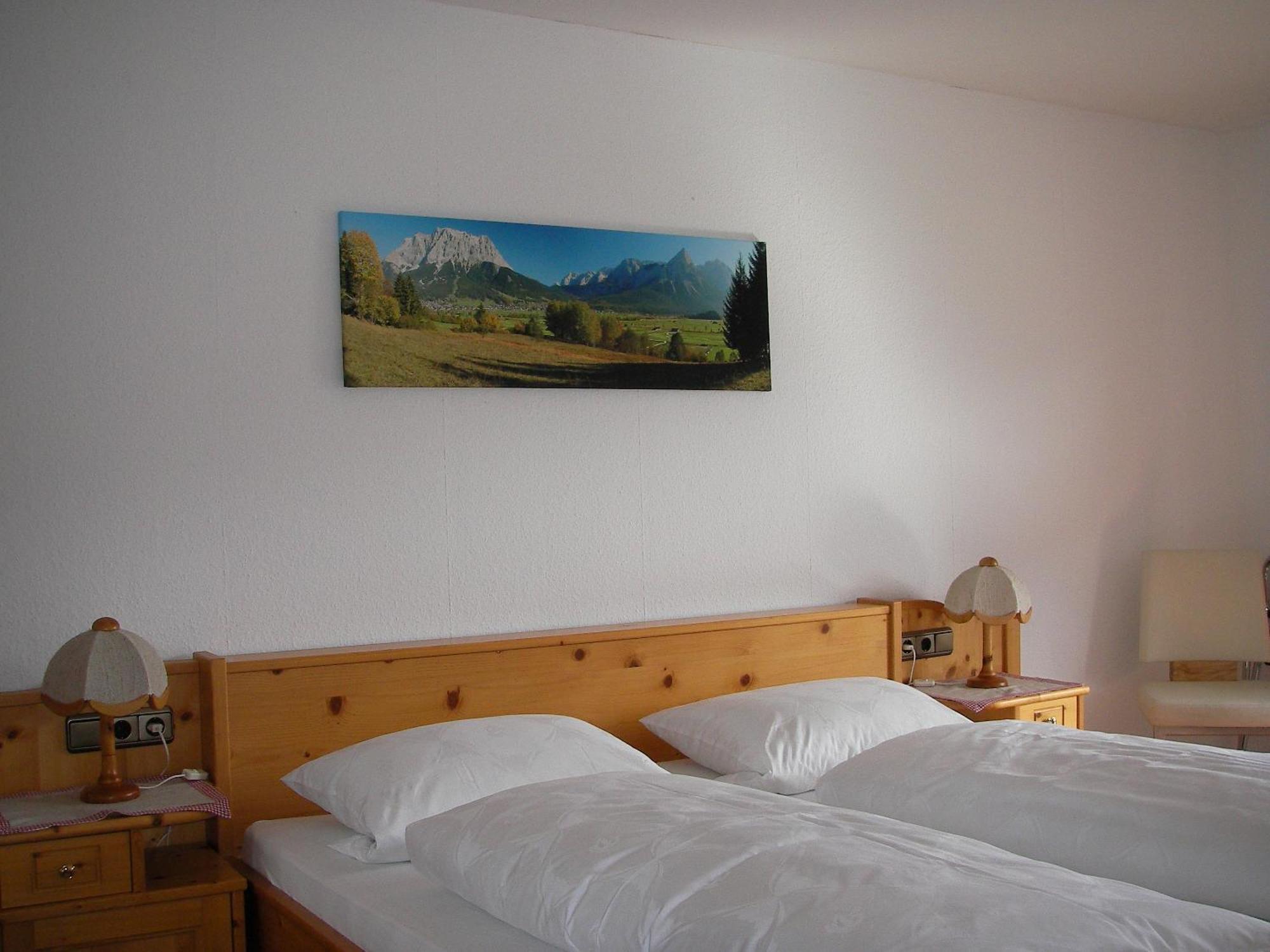 Gaestehaus Attenhauser Unterammergau Δωμάτιο φωτογραφία