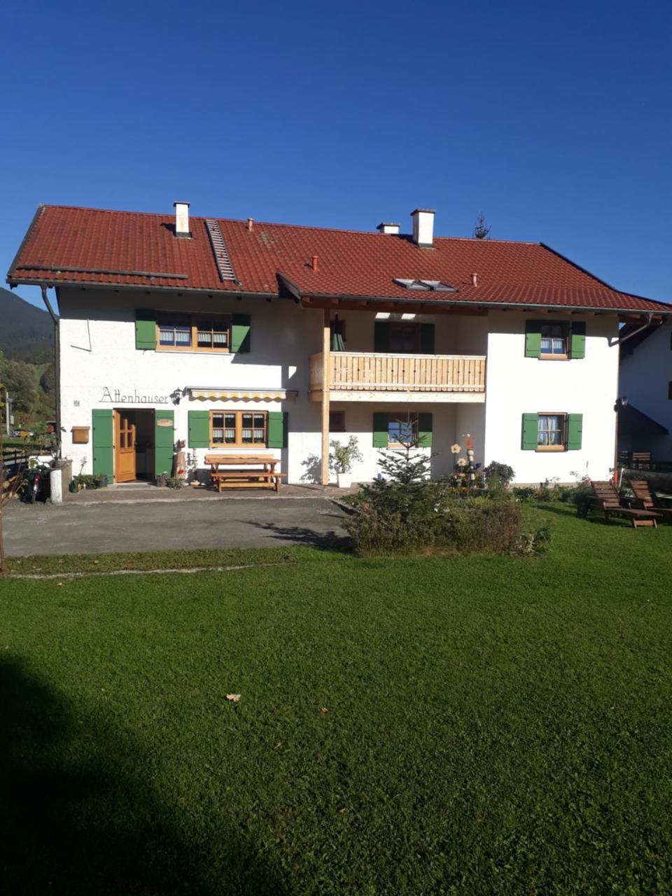 Gaestehaus Attenhauser Unterammergau Εξωτερικό φωτογραφία